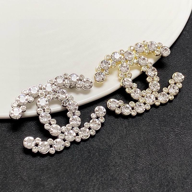 Chanel Brooch 06yxs19